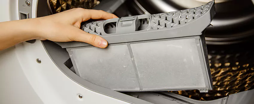 Signs Of A Clogged Dryer Lint Trap in Federal Way, Washington
